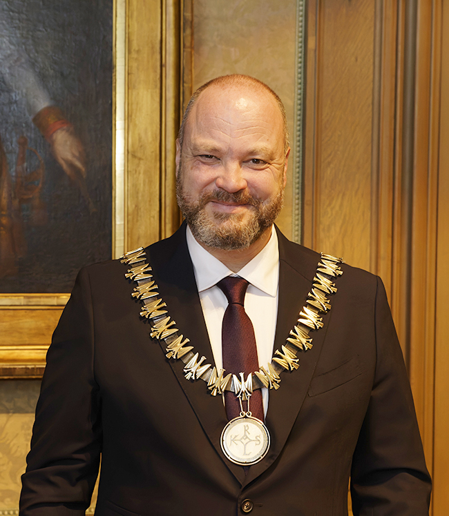 Oberb&uuml;rgermeister Dr. Michael Ziemons